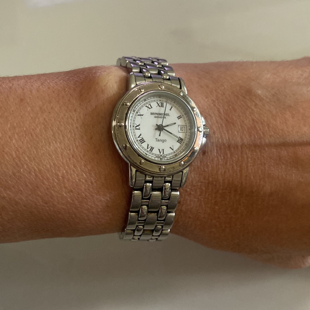 Women’s Authentic Raymond Weil Watch